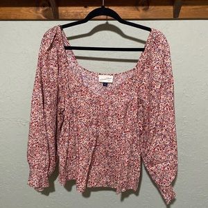 Universal Thread. Gently used floral patterned cotton blouse.